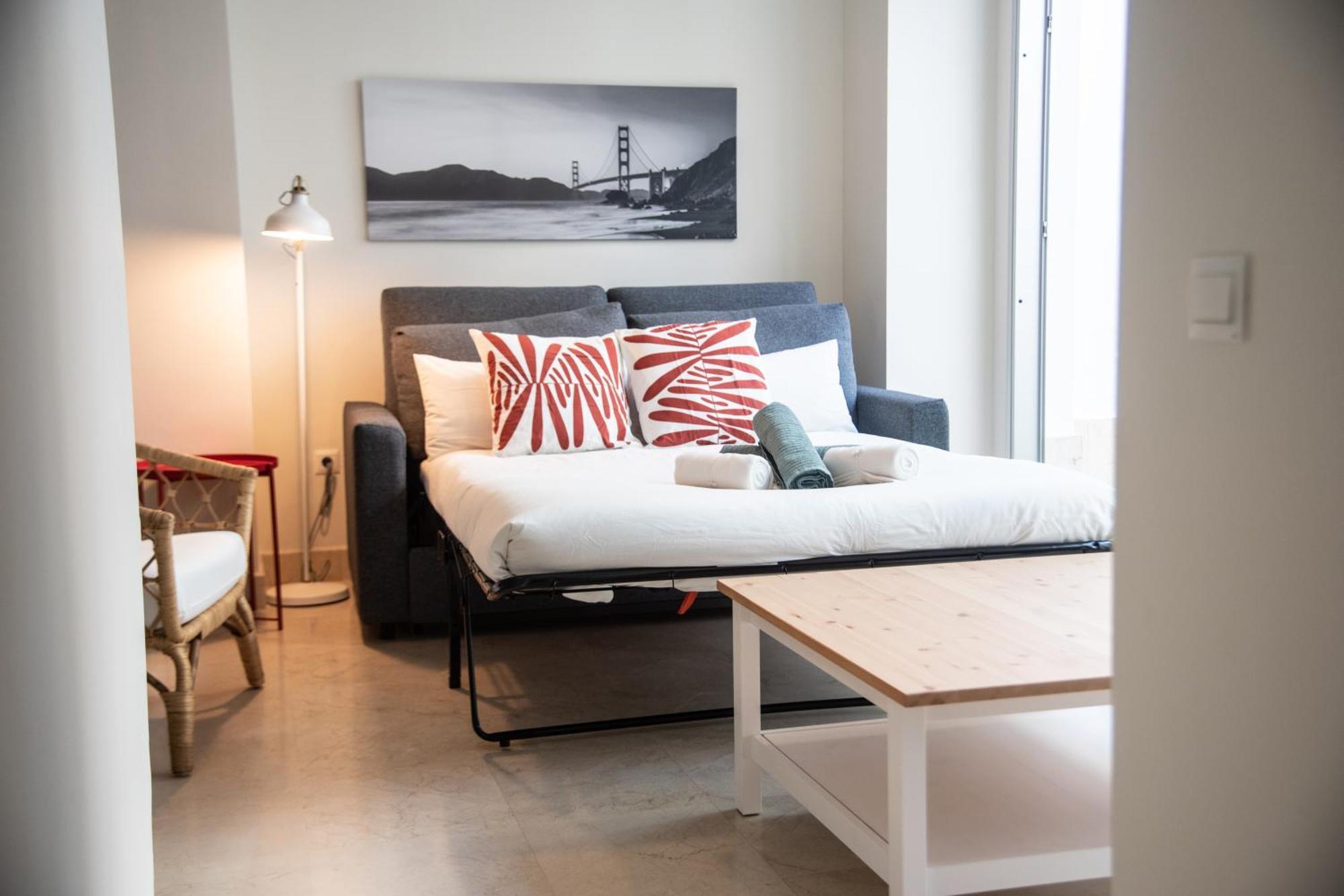 Tentudia Charming Apartments With Private Roof-Top Or Patio In San Bernardo By Ocityzen Seville Exterior photo